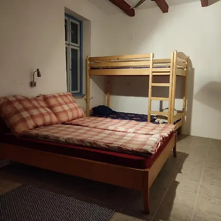 Pusztaszil Vendeghaz Gasthof *