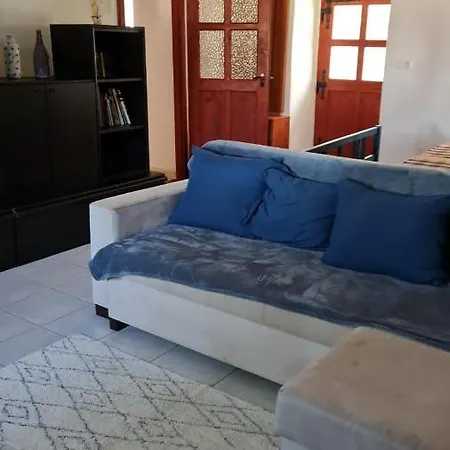 Pusztaszil Vendeghaz Gasthof *